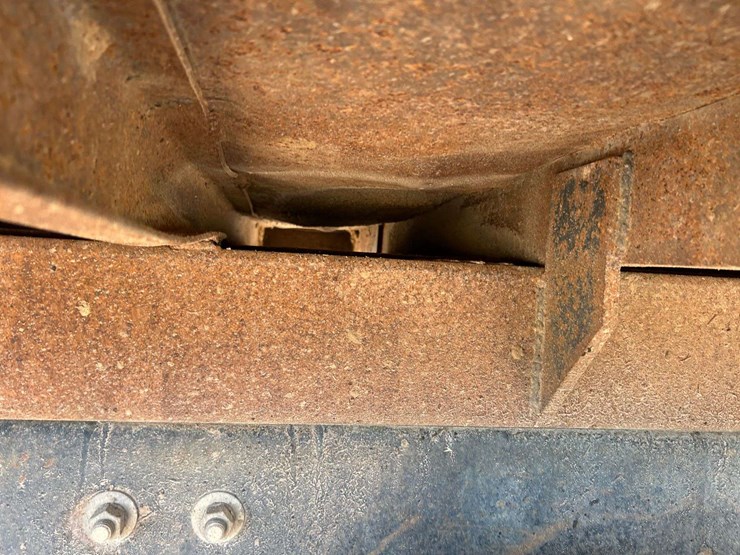 1995-mack-rd688-image-17