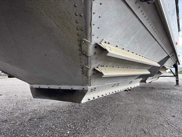 2005-timpte-super-hopper-image-18