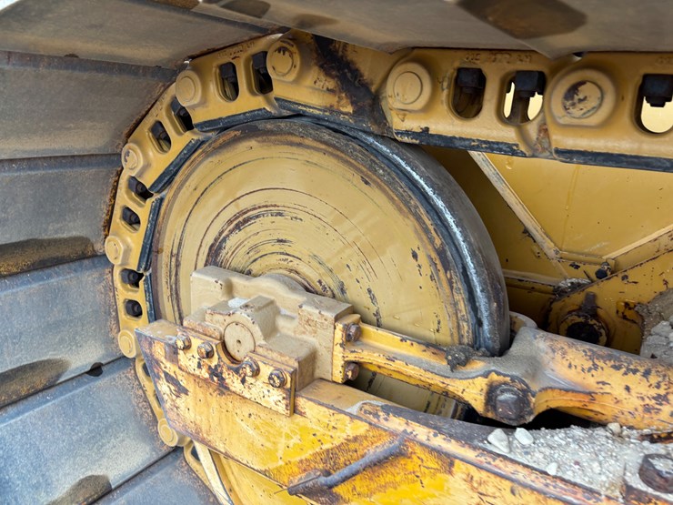 deere-650h-lgp-image-11