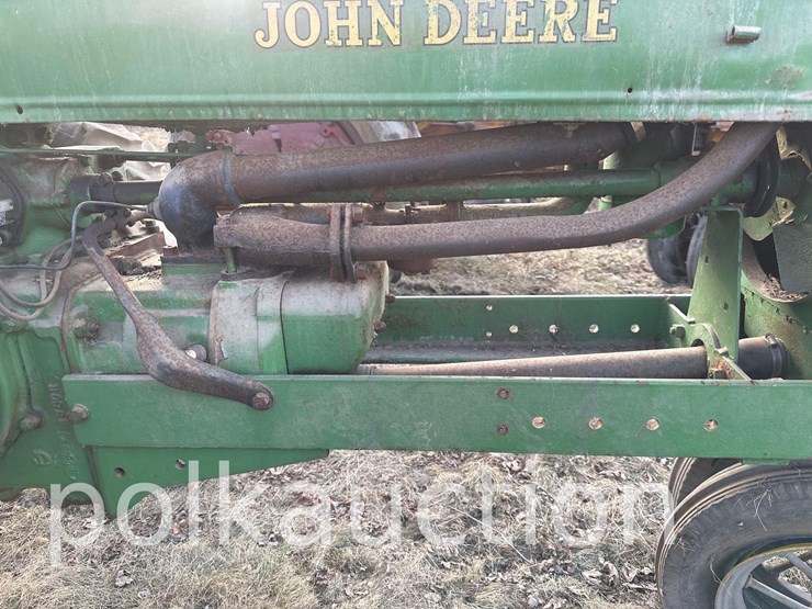 john-deere-b-image-5