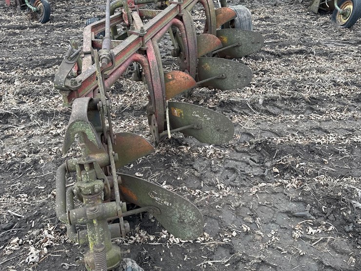 4-bottom-pull-type-plow---14"-(hess)-image-6