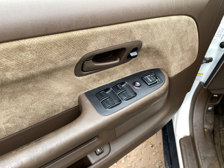 2002-honda-crv-image-13