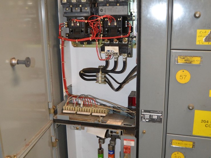 alllen-bradley-5-section-mcc-panel-w/-3-size-1-starter-w/-3-size-3-starter-w/-2-size-4-starter-w/-disconnect-image-2