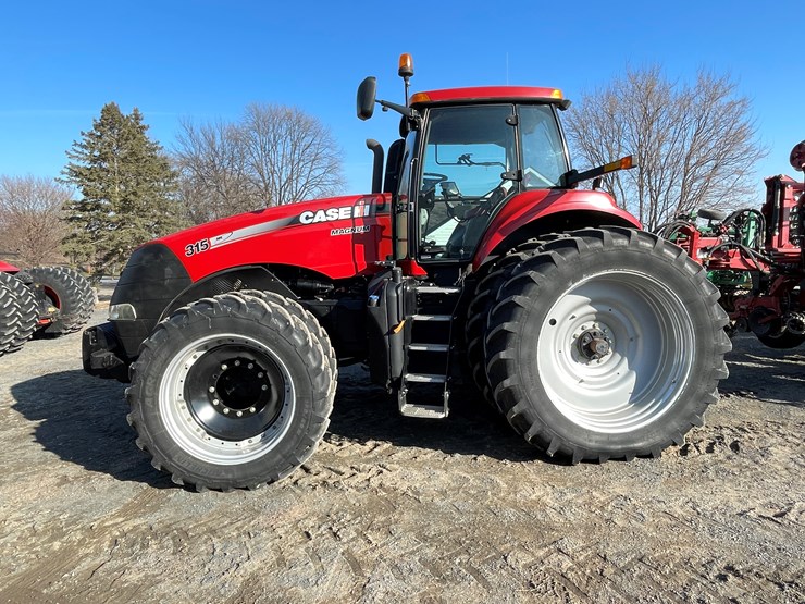 case-ih-magnum-315-image-9