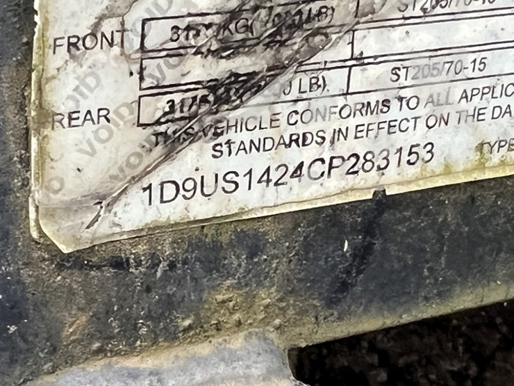 2012-mci-14'-t/a-equipment-trailer-image-10