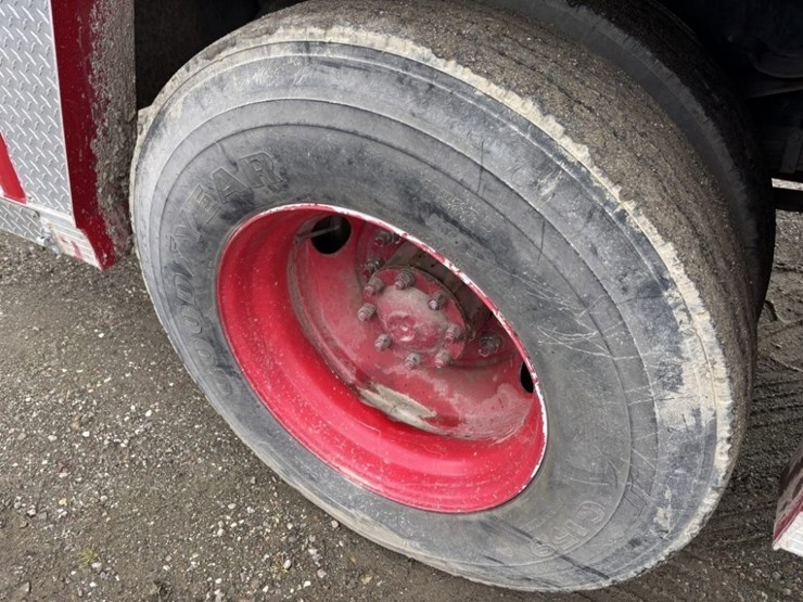 1991-ford-l8000-image-11