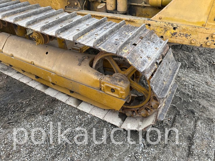 caterpillar-d6-image-8