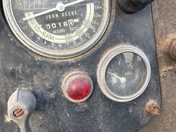 john-deere-720-image-16