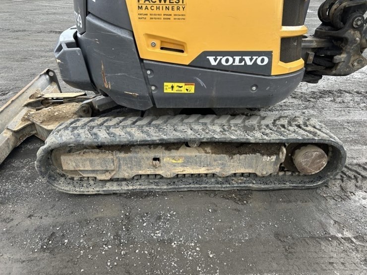 2019-volvo-ecr40d-image-21