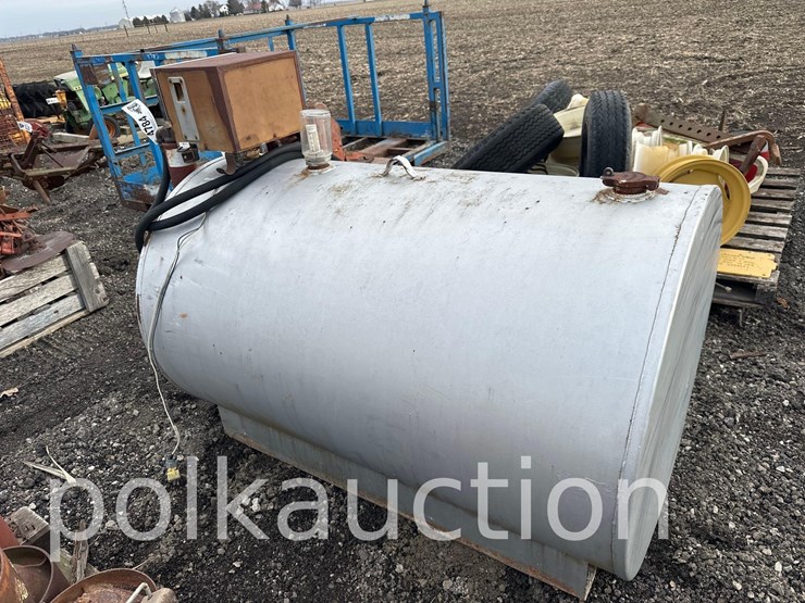 gas-tank-w/-pump-(wf)-image-1