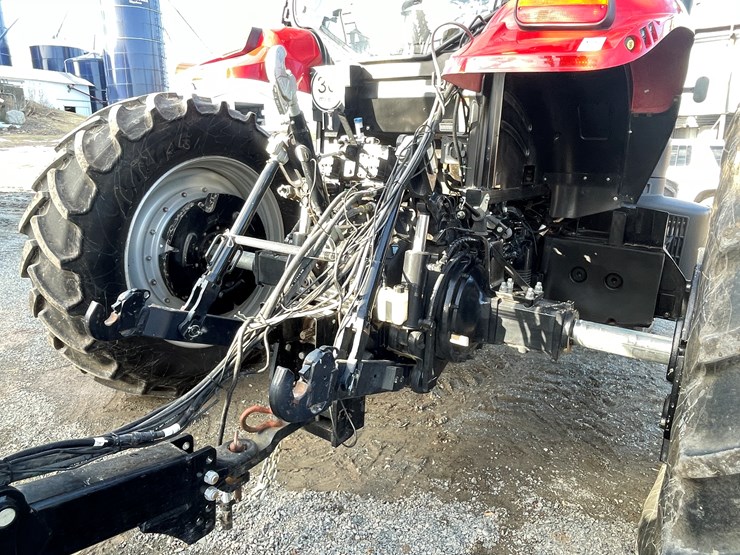 #101-•-case-ih-185-puma-tractor-(2nd-owner)-image-33