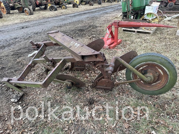 fast-hitch-2-bottom-plow---14"-(hess)-image-3