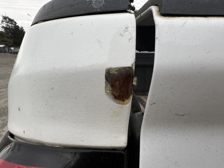 2016-chevrolet-colorado-image-24