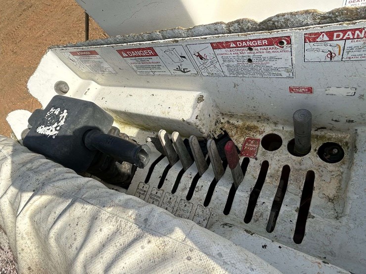 2013-dodge-ram-5500hd-image-36