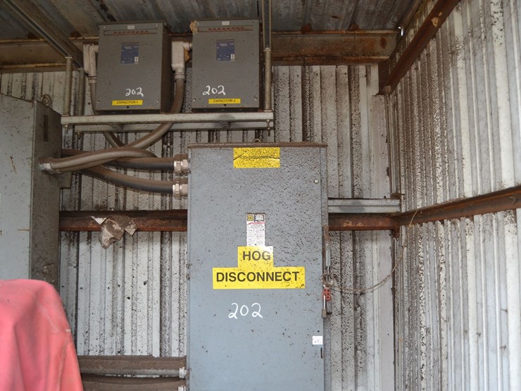 starter-box-w/-2-saftronics-200hp-softype-starter-w/-square-d-600-amp-disconnect-w/-2-capacitors-image-1