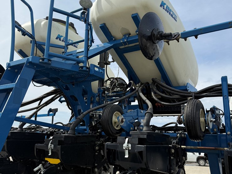 kinze-3500-image-6