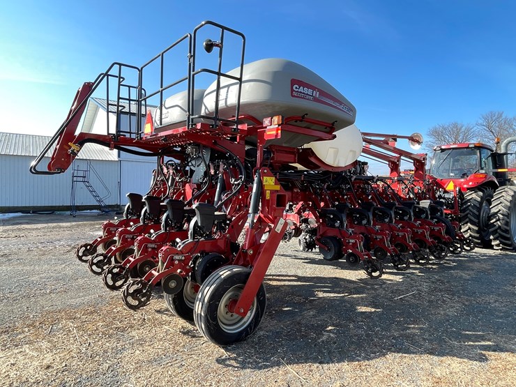 2020-case-ih-2150-image-4