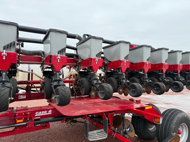 2004-case-ih-1200-image-22