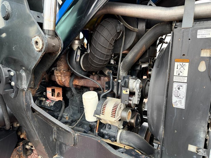 new-holland-ts115a-image-46