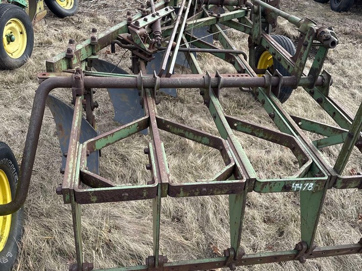 john-deere-6-image-2