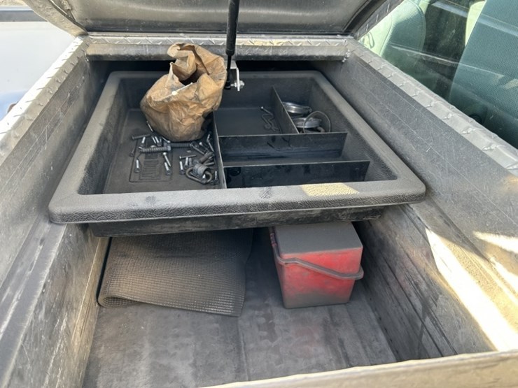 2014-ford-f150-xl-image-38