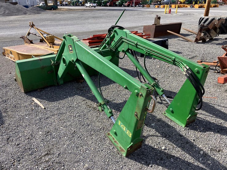 john-deere-148-image-4