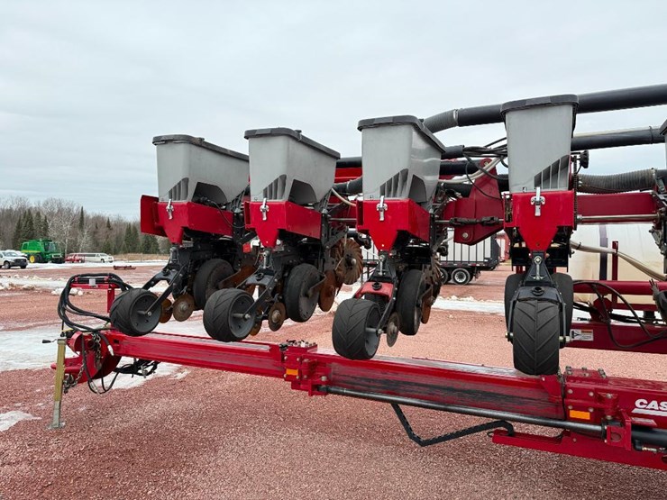 2004-case-ih-1200-image-23