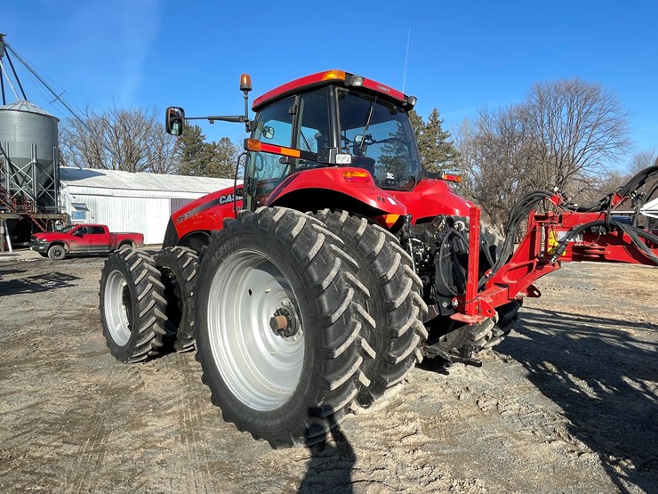 case-ih-magnum-315-image-8