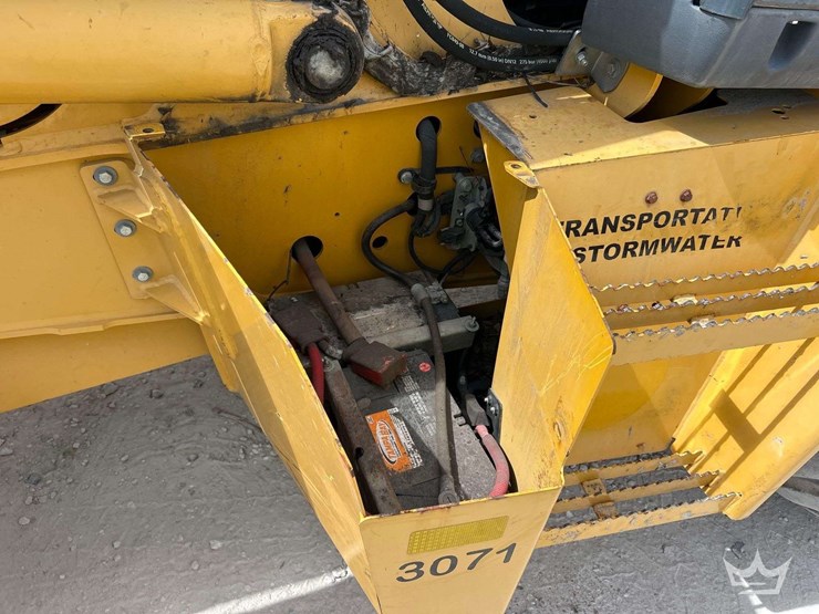 2015-deere-710k-image-18