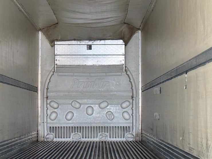 2012-great-dane-refrigerated-image-39