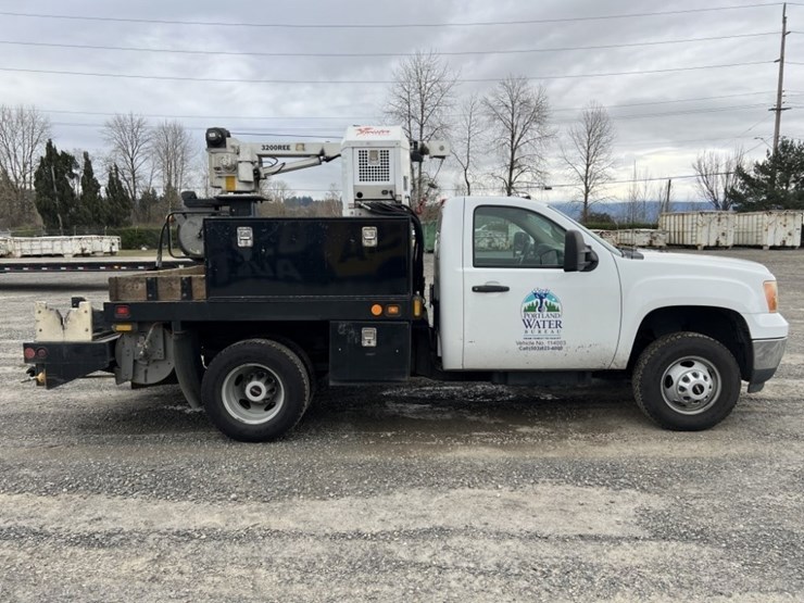 2011-liftmoore-3200ree-image-3