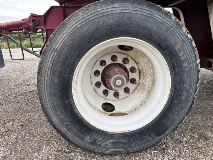 2016-dc-t/a-double-drop-pup-trailer-image-16