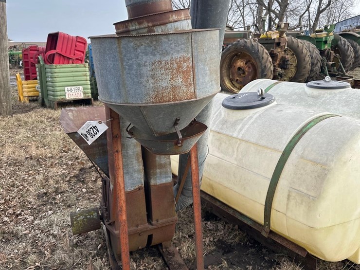 hammer-mill-(unknown-mfg)-(hess)-image-4