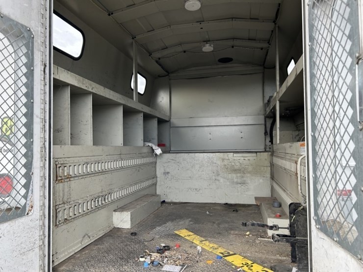 2015-ford-f450-sd-image-35