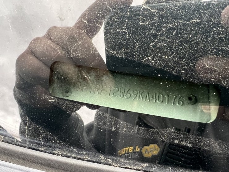 2009-ford-f150-xl-image-9