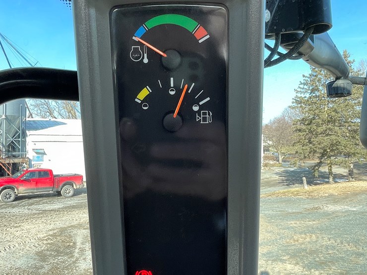 case-ih-magnum-315-image-86