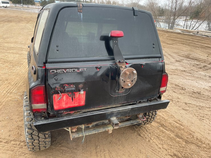 1998-chevrolet-tracker-image-16