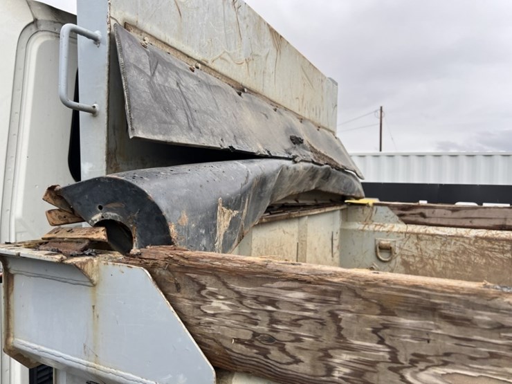 2013-international-7500-s/a-dump-truck-image-22