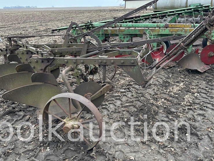 3-bottom-pull-type-plow---16"-(hess)-image-1