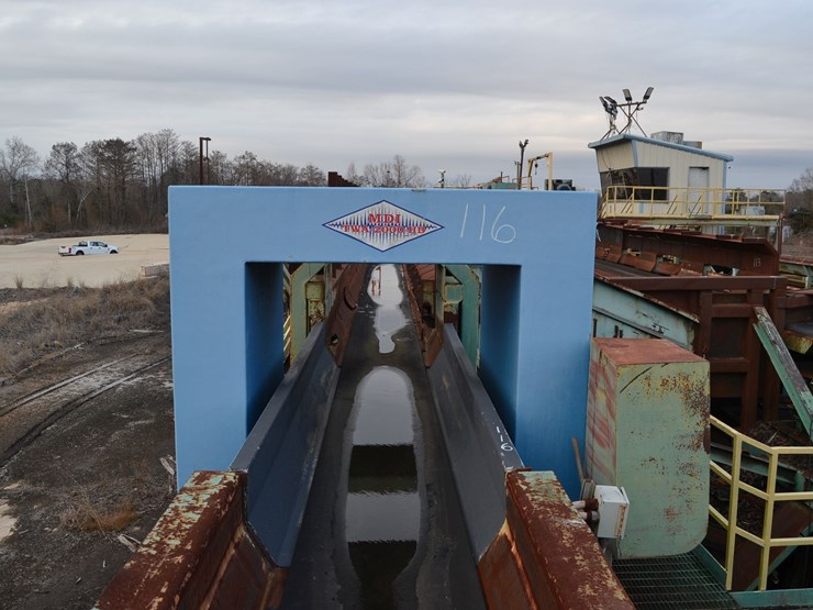 mdi-model-twa-2000-heavy-duty-whole-tree-metal-detector-w/-fiber-glass-section-w/-control-w/-steel-support-image-2