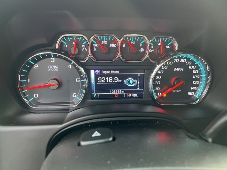 2018-chevrolet-tahoe-image-29