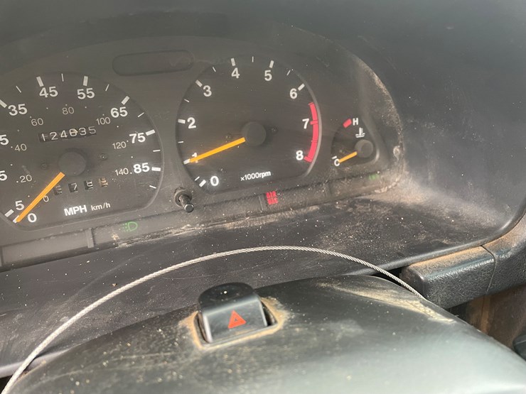 1998-chevrolet-tracker-image-41