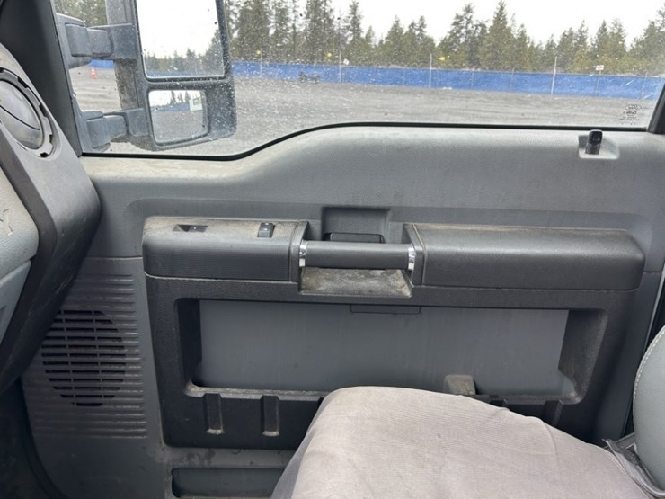 2012-ford-f250-sd-image-24