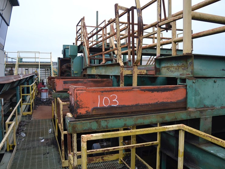 22'-4-strand-log-trough-w/-5-arm-indexing-system-no-drive-w/-steel-support-image-4