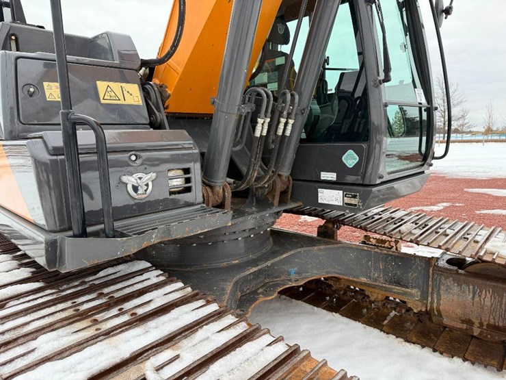 case-cx210d-image-30