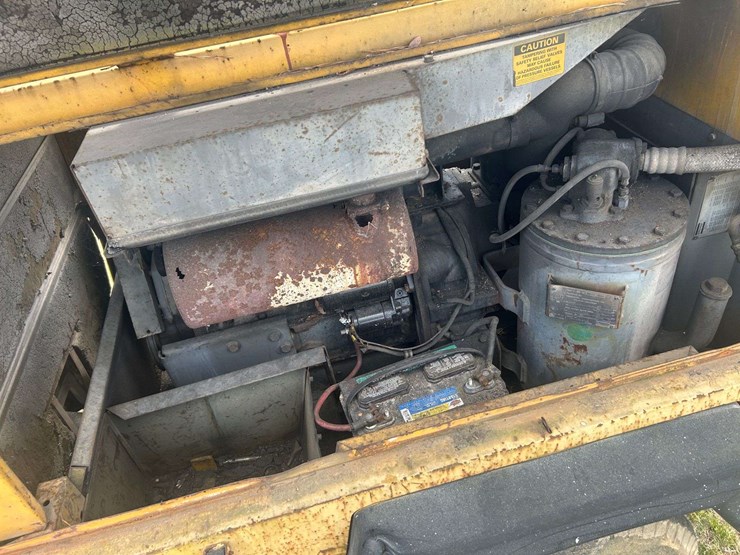 1990-atlas-copco-185-cfm-image-13