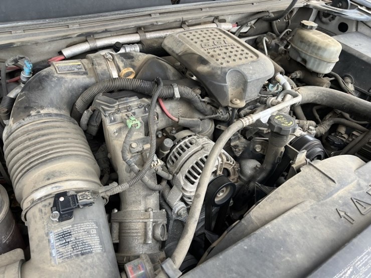 2008-gmc-sierra-3500-image-13