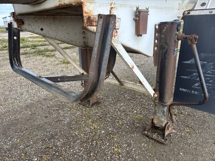 1983-ste-6500-image-22