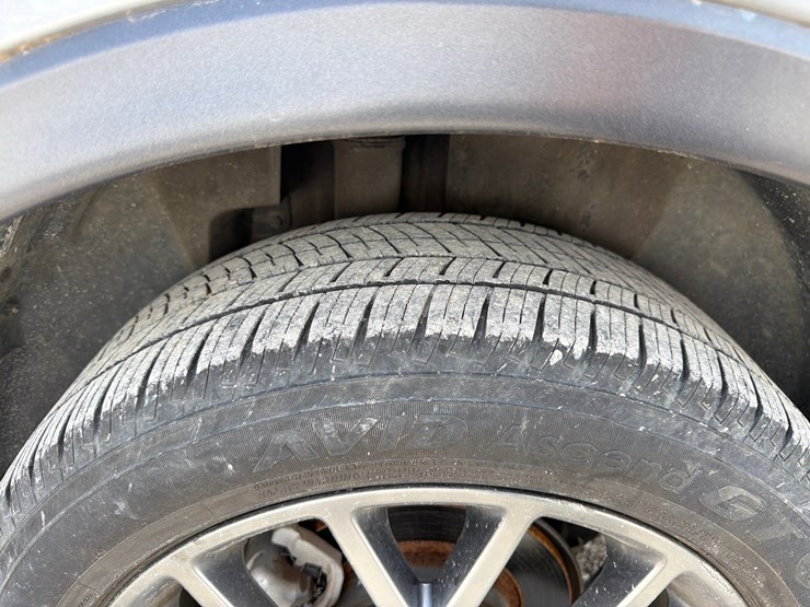 2019-buick-encore-image-13