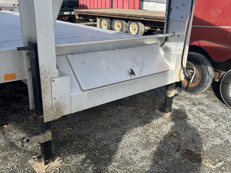 2024-axle-24ft-image-3